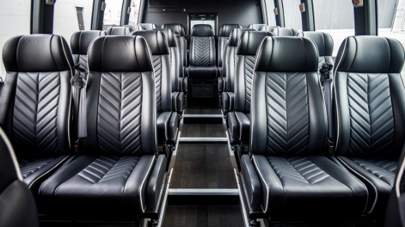 30 passenger minibus rental altamonte springs