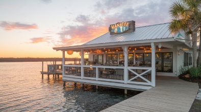 manatee island bar and grill